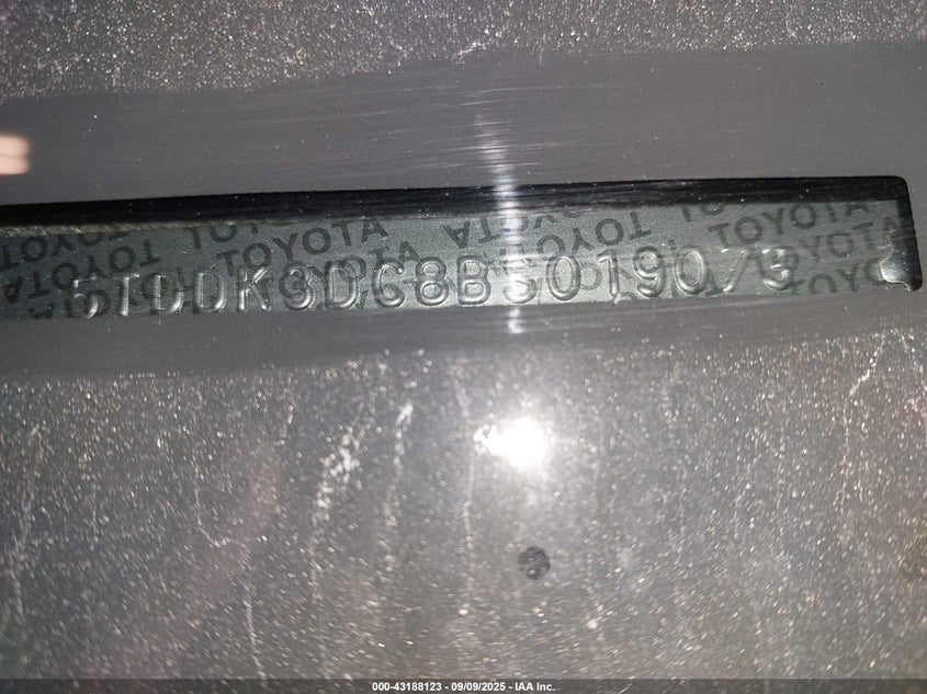 2011 Toyota Sienna Xle VIN: 5TDDK3DC8BS019073 Lot: 43188123