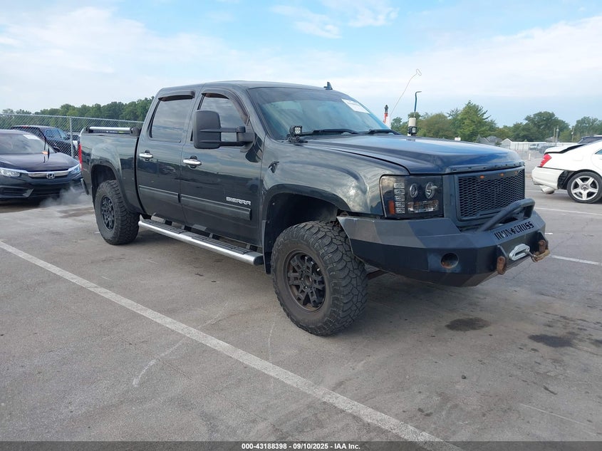 GMC SIERRA 1500 SLT