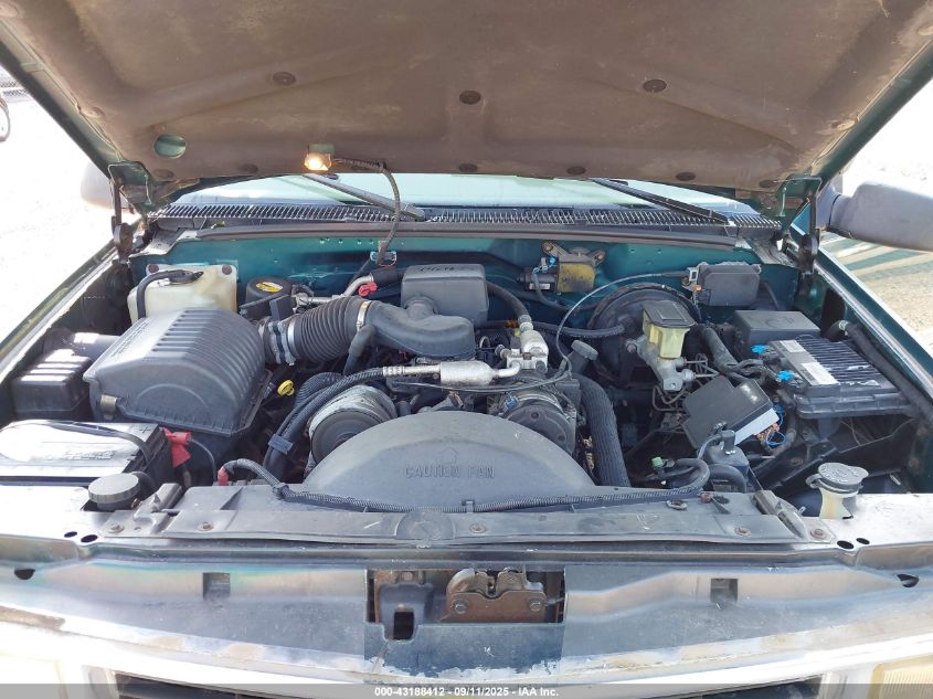 1998 Chevrolet Tahoe Ls VIN: 1GNEC13R8WJ304569 Lot: 43188412