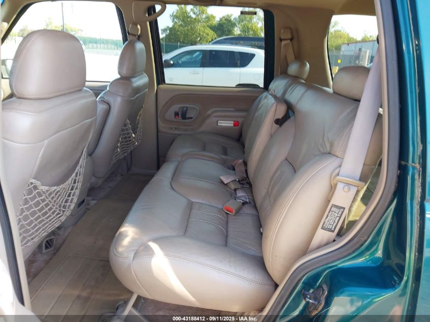 1998 Chevrolet Tahoe Ls VIN: 1GNEC13R8WJ304569 Lot: 43188412