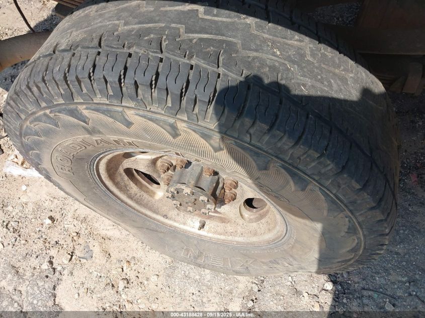 2004 Ford F-250 Lariat/Xl/Xlt VIN: 1FTNX21L64EA85246 Lot: 43188428