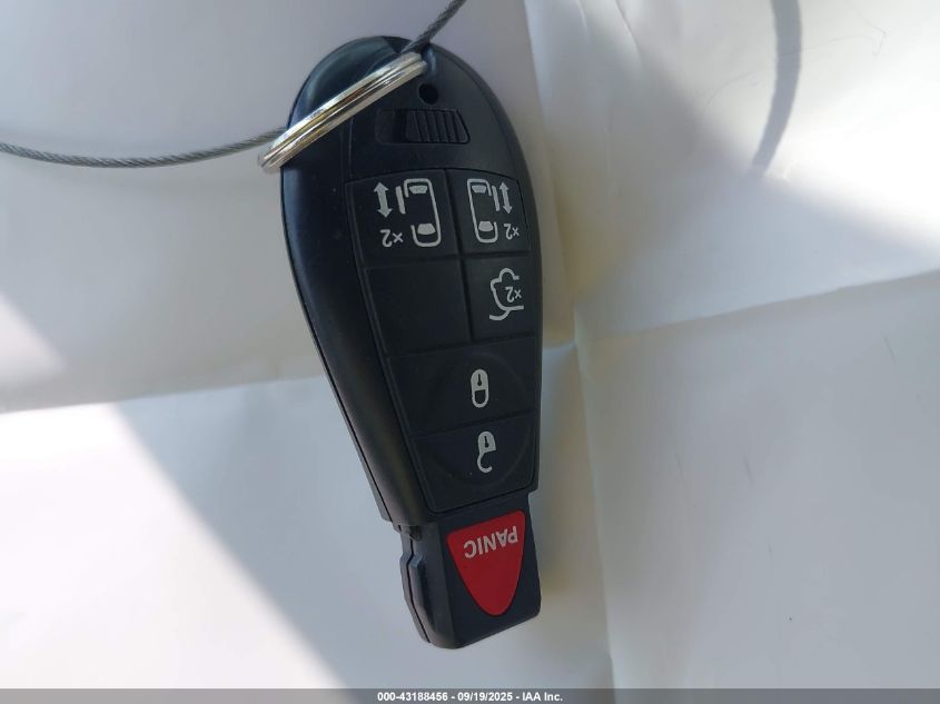 2016 Chrysler Town & Country Touring VIN: 2C4RC1BG2GR299487 Lot: 43188456