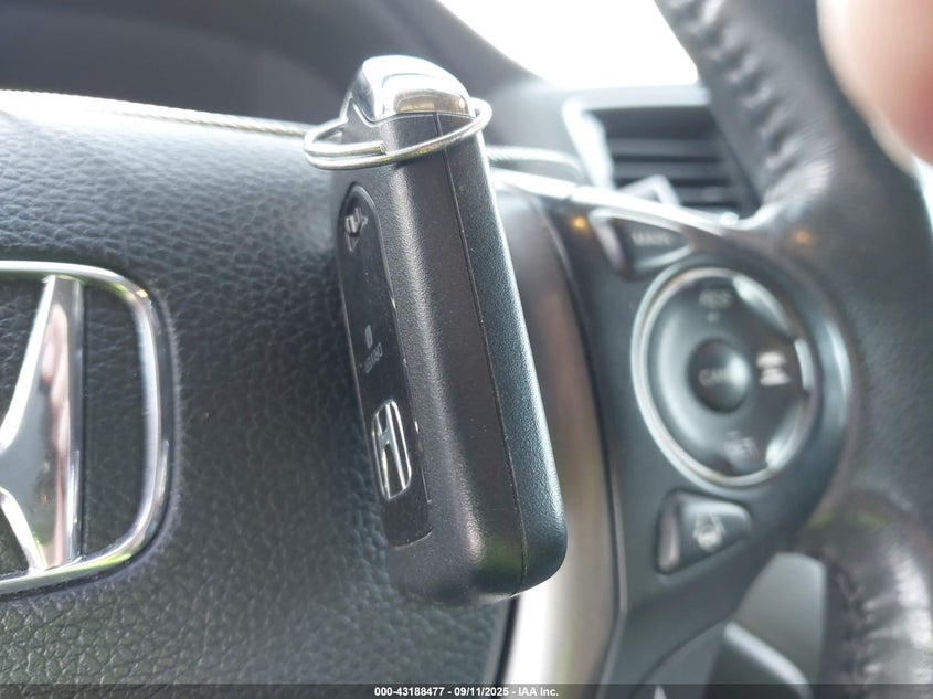 2021 HONDA RIDGELINE AWD RTL - 5FPYK3F52MB027569