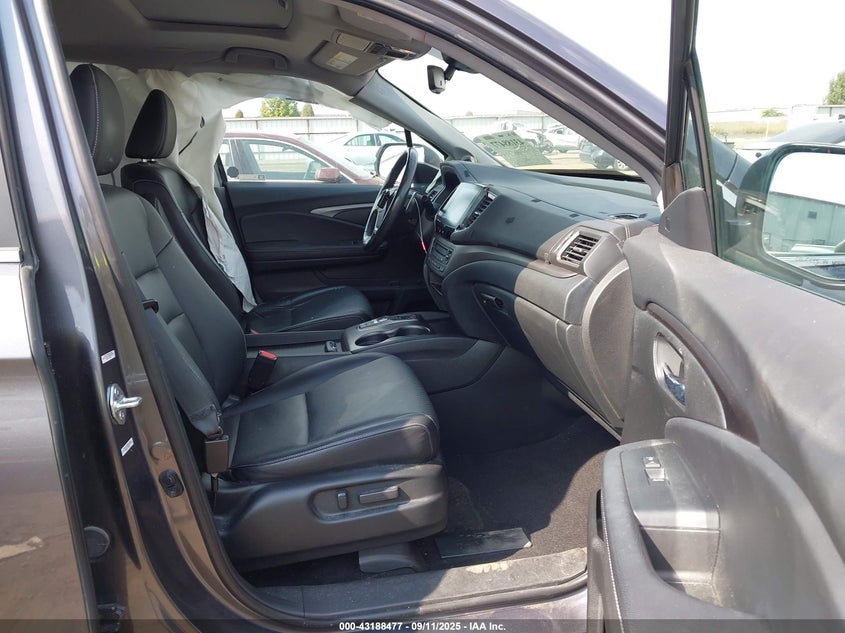 2021 HONDA RIDGELINE AWD RTL - 5FPYK3F52MB027569