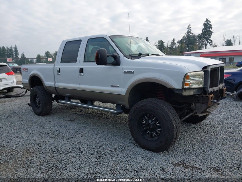 2005 Ford F-250 Lariat/Xl/Xlt VIN: 1FTSW21P05EB22026 Lot: 43188541