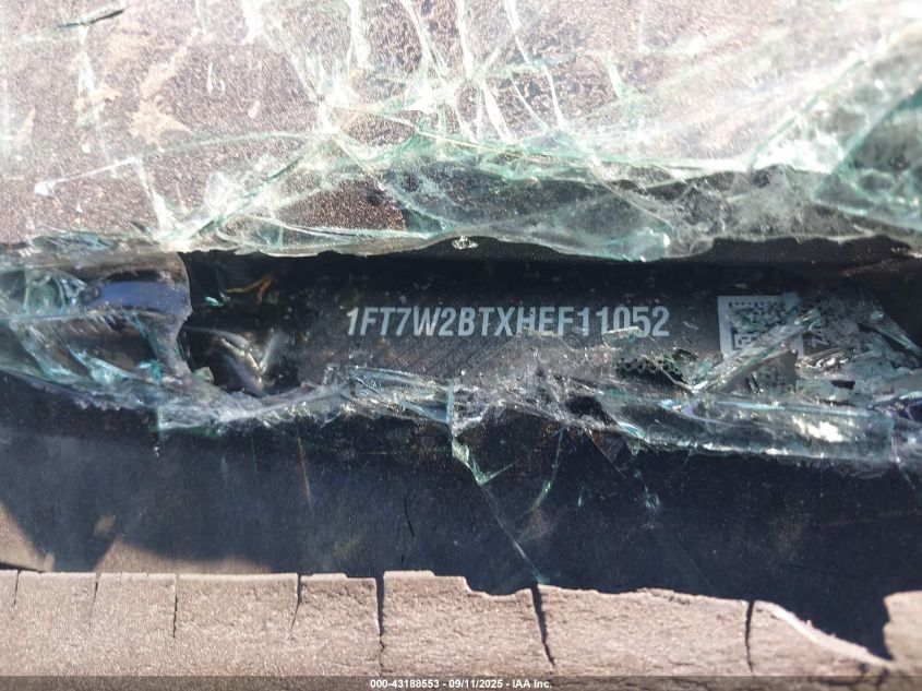 2017 Ford F-250 Platinum VIN: 1FT7W2BTXHEF11052 Lot: 43188553