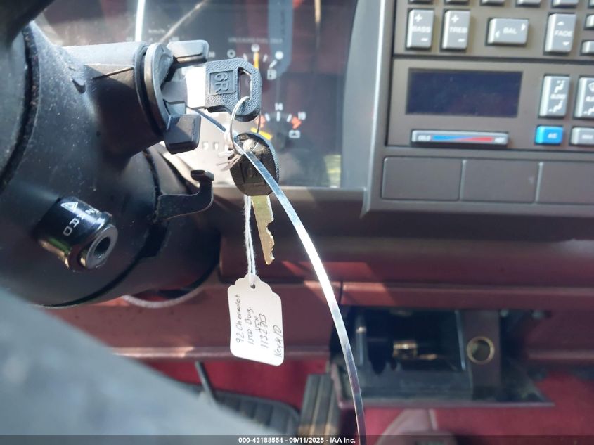 1992 Chevrolet Gmt-400 K1500 VIN: 2GCEK19K8N1132753 Lot: 43188554