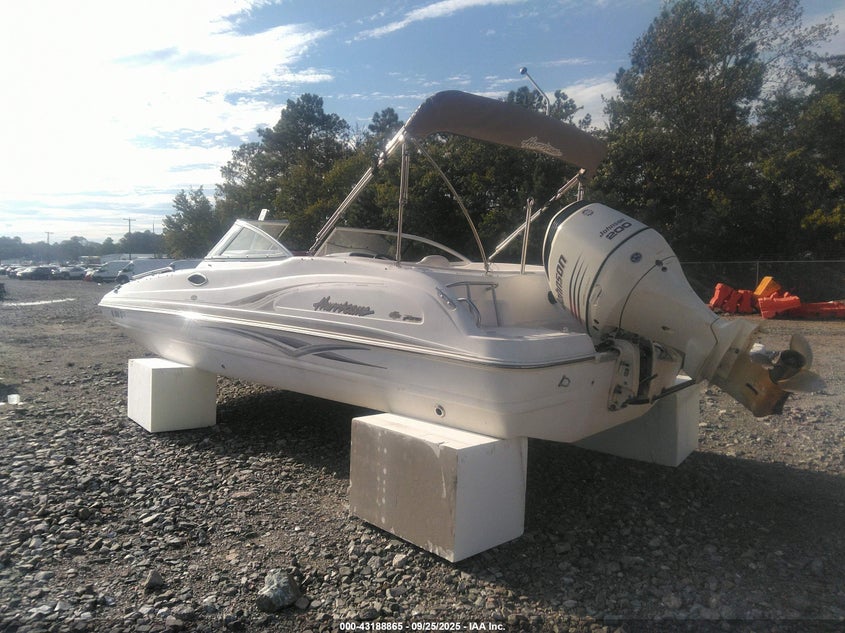 2005 Hurricane Hurricane Sun Deck 2 white null null GDYE4522C505 photo #4