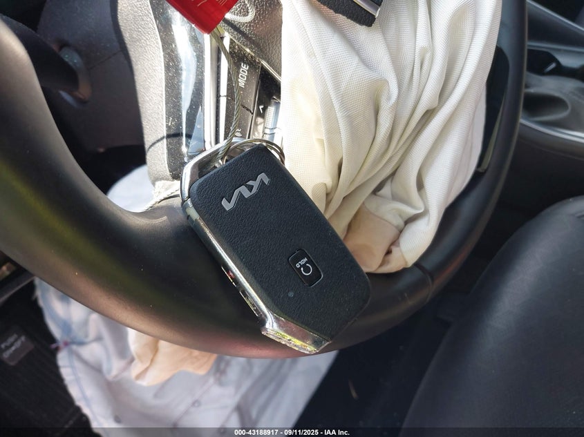 2023 KIA SORENTO S - 5XYRL4LC8PG177010