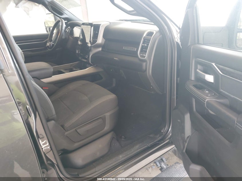 2024 RAM 2500 BIG HORN  4X4 6'4 BOX - 3C6UR5DJ2RG327779