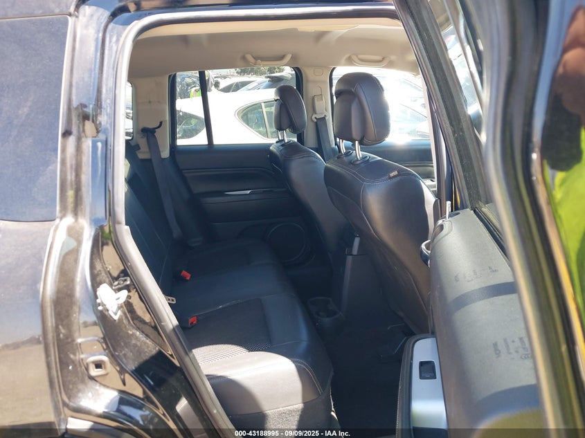 2016 JEEP COMPASS LATITUDE - 1C4NJCEA3GD773795