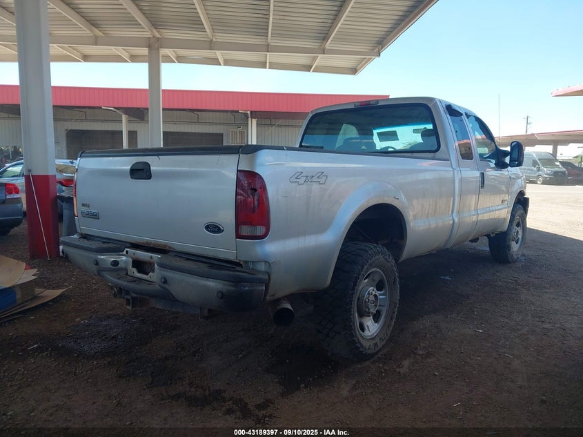 1FTSX31P85ED39679 2005 FORD F350 photo no. 4