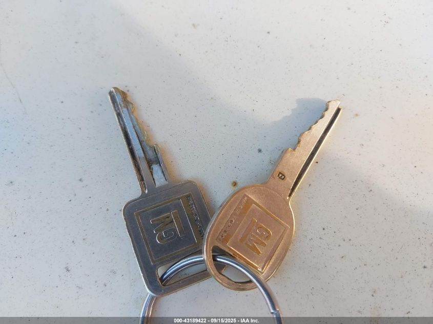 1984 GMC Cutaway Van G3500 VIN: 2GDJG31M5E4523541 Lot: 43189422