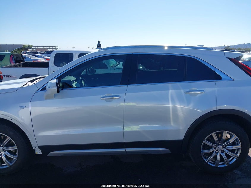 2022 CADILLAC XT4 FWD PREMIUM LUXURY - 1GYFZCR49NF113659