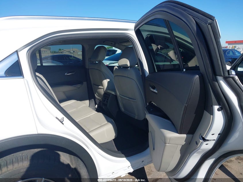 2022 CADILLAC XT4 FWD PREMIUM LUXURY - 1GYFZCR49NF113659