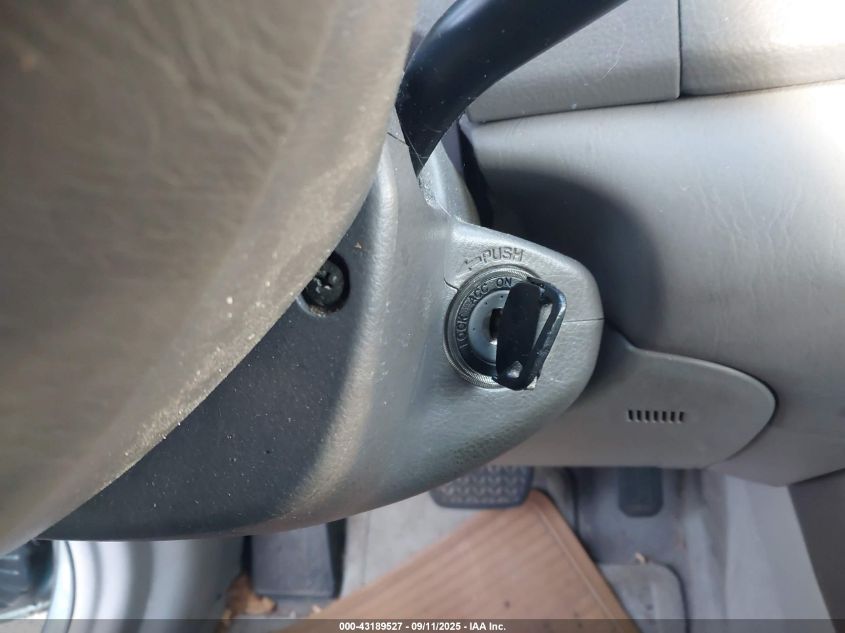 2002 Toyota Camry Le/Xle/Se VIN: 4T1BE32K32U547233 Lot: 43189527