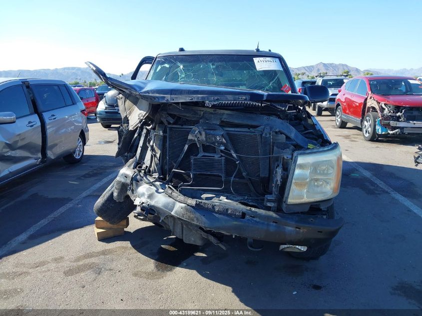2005 Cadillac Escalade Standard VIN: 1GYEK63N85R261304 Lot: 43189621