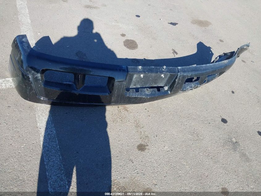 2005 Cadillac Escalade Standard VIN: 1GYEK63N85R261304 Lot: 43189621