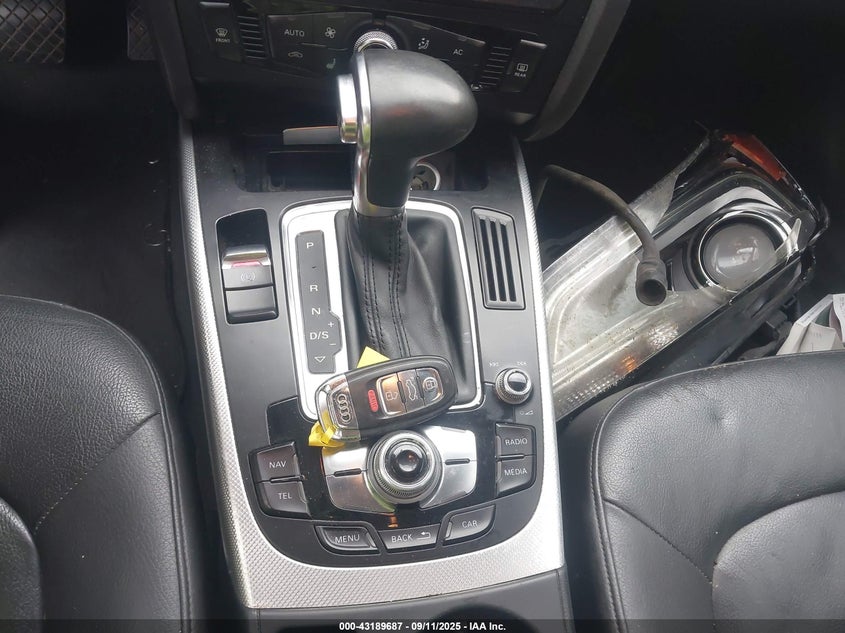 2013 AUDI A4 2.0T PREMIUM - WAUBFAFL1DA161341