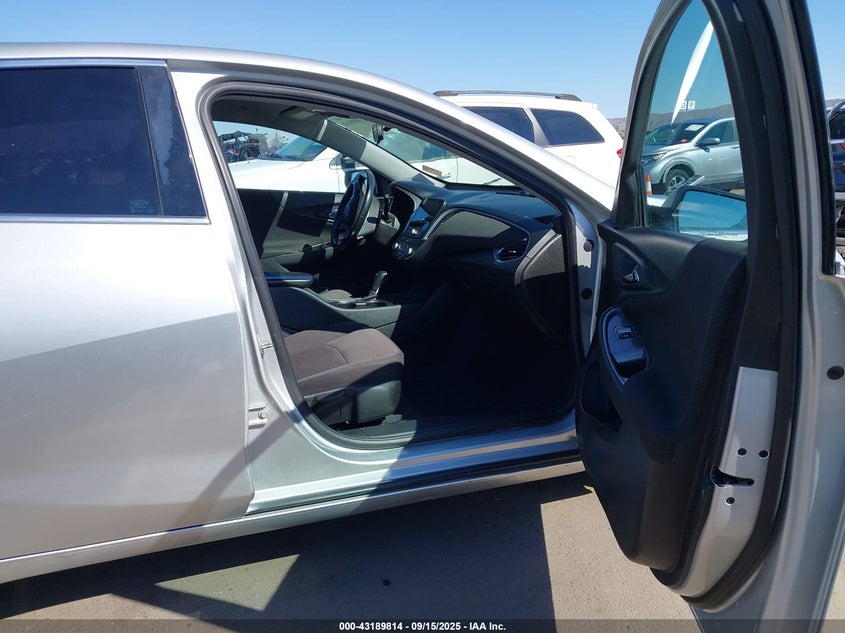 2019 CHEVROLET MALIBU RS - 1G1ZG5ST0KF202076