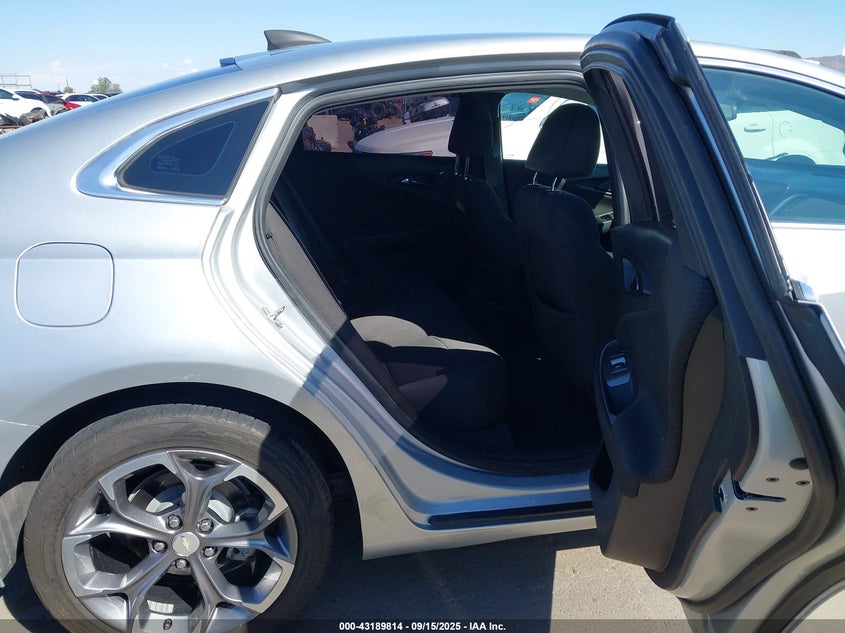 2019 CHEVROLET MALIBU RS - 1G1ZG5ST0KF202076