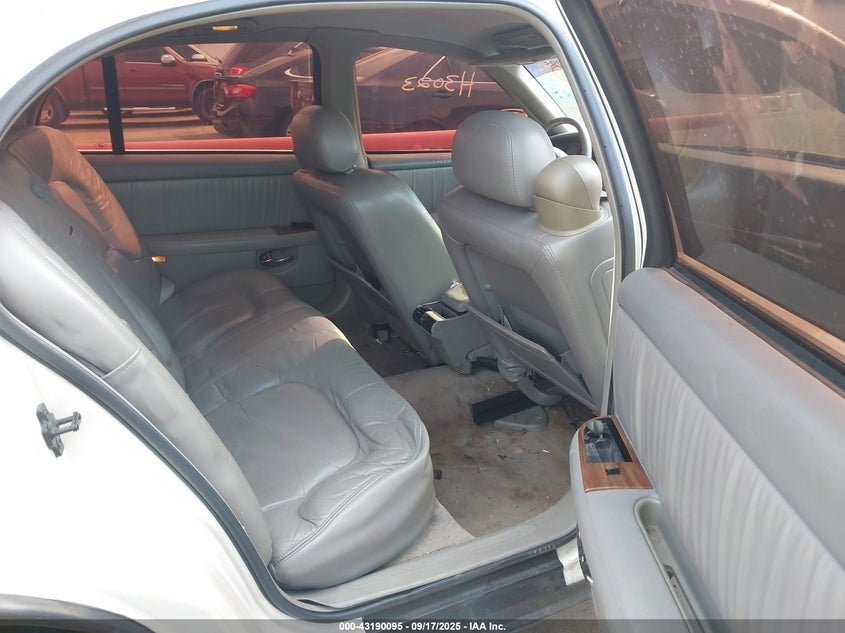 2002 Buick Park Avenue VIN: 1G4CW54K124136018 Lot: 43190095