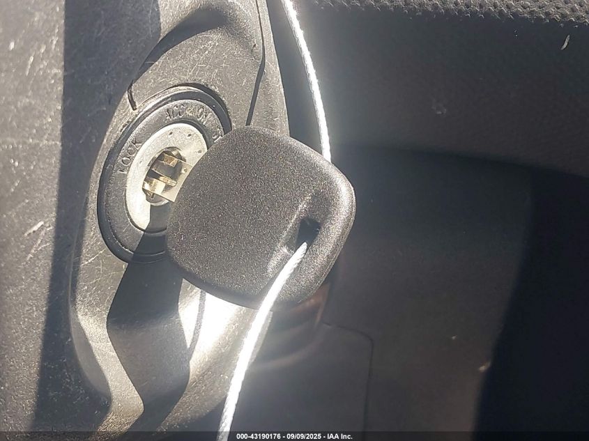 2009 Toyota Yaris VIN: JTDJT903895231643 Lot: 43190176