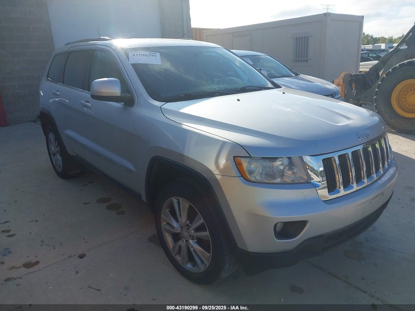 Vin: 1c4rjfag5cc315365, lot: 43684737, jeep grand cherokee laredo 2012 img_1