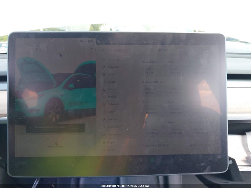 2023 Tesla Model Y Awd/Long Range Dual Motor All-Wheel Drive VIN: 7SAYGDEE8PA126452 Lot: 43190470