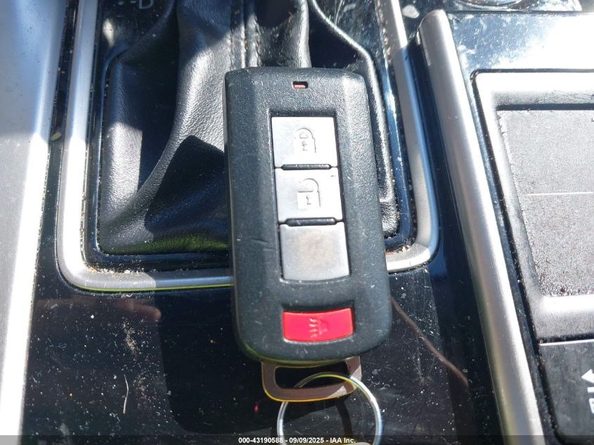 2018 Mitsubishi Eclipse Cross Se/Sel VIN: JA4AT5AAXJZ069270 Lot: 43190588