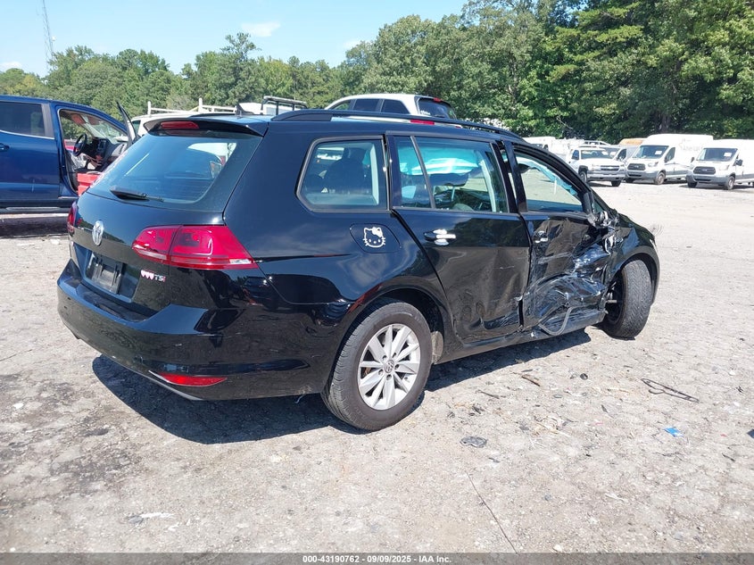 2016 VOLKSWAGEN GOLF SPORTWAGEN TSI S 4-DOOR - 3VWC17AU5GM509641
