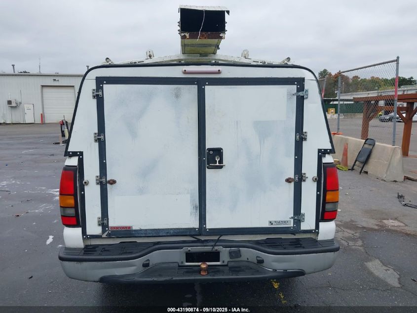 2005 GMC Sierra 1500 Work Truck VIN: 1GTEC14VX5Z220581 Lot: 43190874