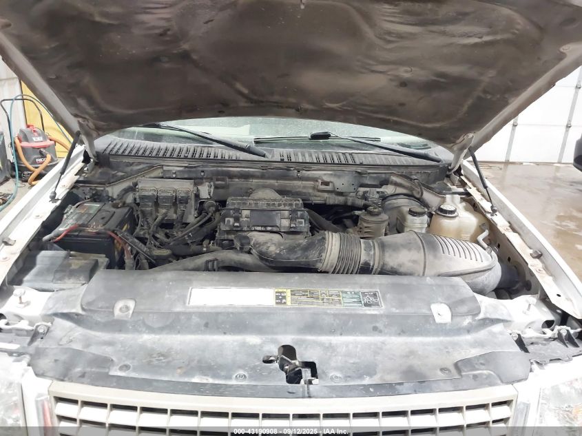 2005 Ford Expedition Eddie Bauer/King Ranch VIN: 1FMFU18585LA02939 Lot: 43190908