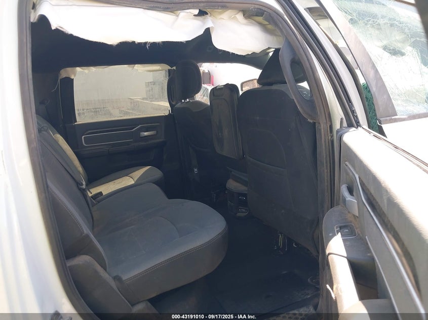 2023 Ram 3500 Big Horn 4X4 6'4 Box VIN: 3C63R3DL4PG577975 Lot: 43191010