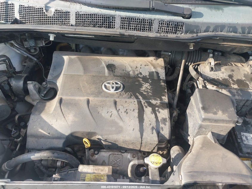 2011 Toyota Sienna Xle V6 VIN: 5TDYK3DC3BS119342 Lot: 43191071