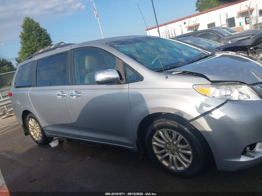 2011 Toyota Sienna Xle V6 VIN: 5TDYK3DC3BS119342 Lot: 43191071