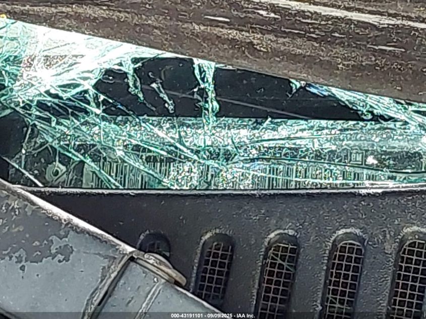 2004 Chevrolet Suburban 1500 Z71 VIN: 3GNFK16Z84G101490 Lot: 43191101