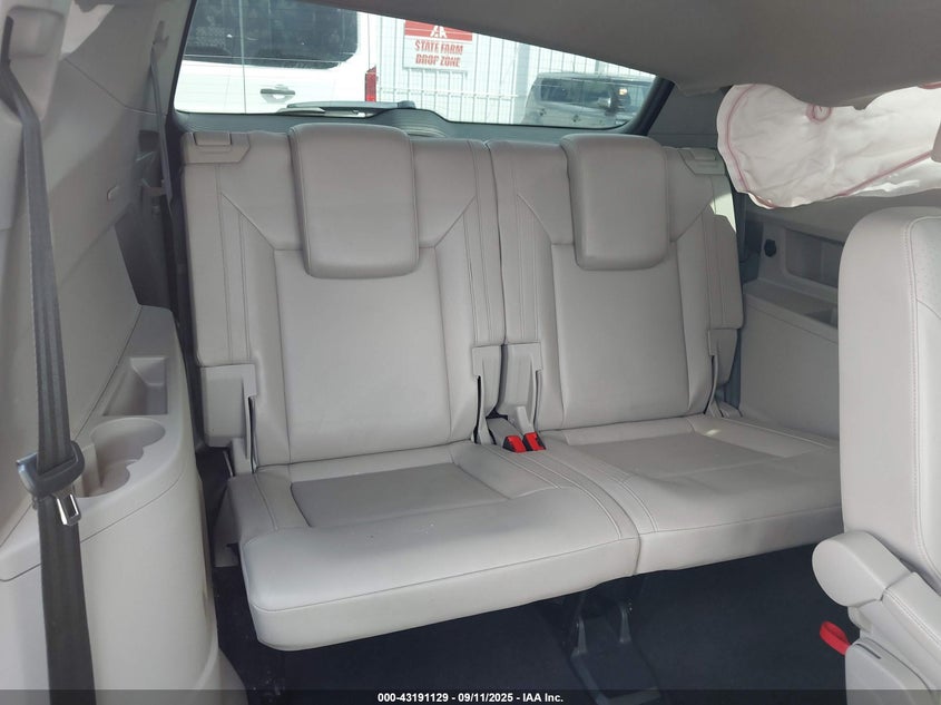 2018 Volkswagen Atlas 3.6L V6 Sel VIN: 1V2ER2CAXJC523892 Lot: 43191129