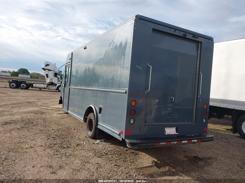1FC3E4K65KDC48635 2019 FORD ECONOLINE photo no. 3