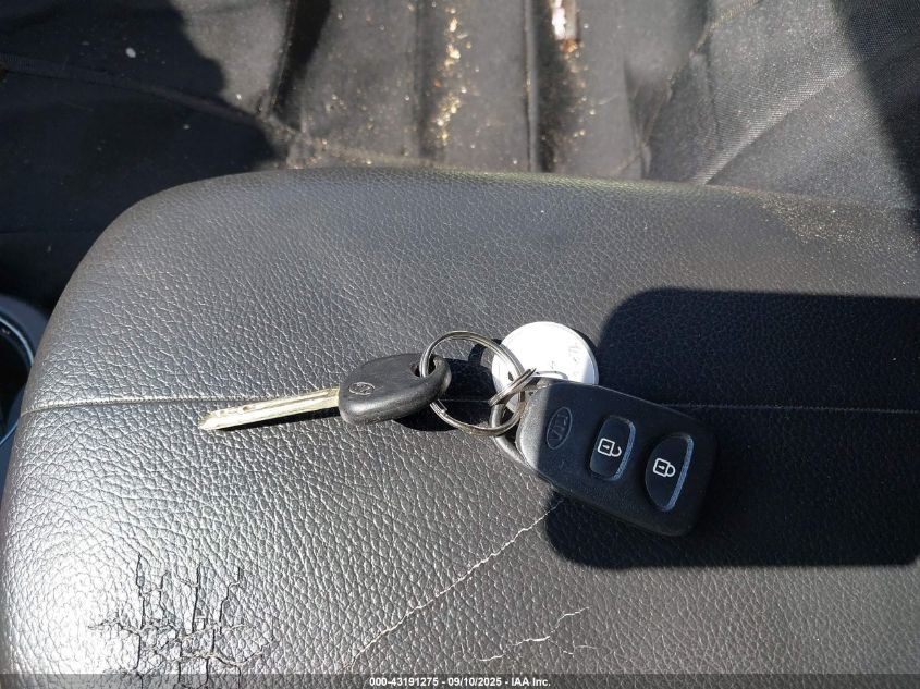 2012 Kia Sorento Lx VIN: 5XYKT3A60CG300317 Lot: 43191275