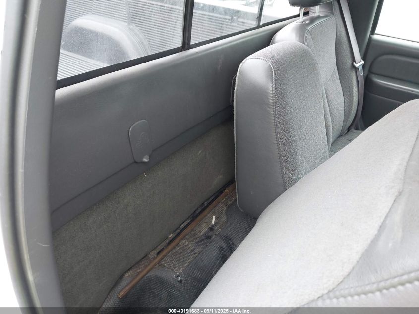 2004 Chevrolet Silverado 1500 Work Truck VIN: 1GCEC14X94Z323944 Lot: 43191683