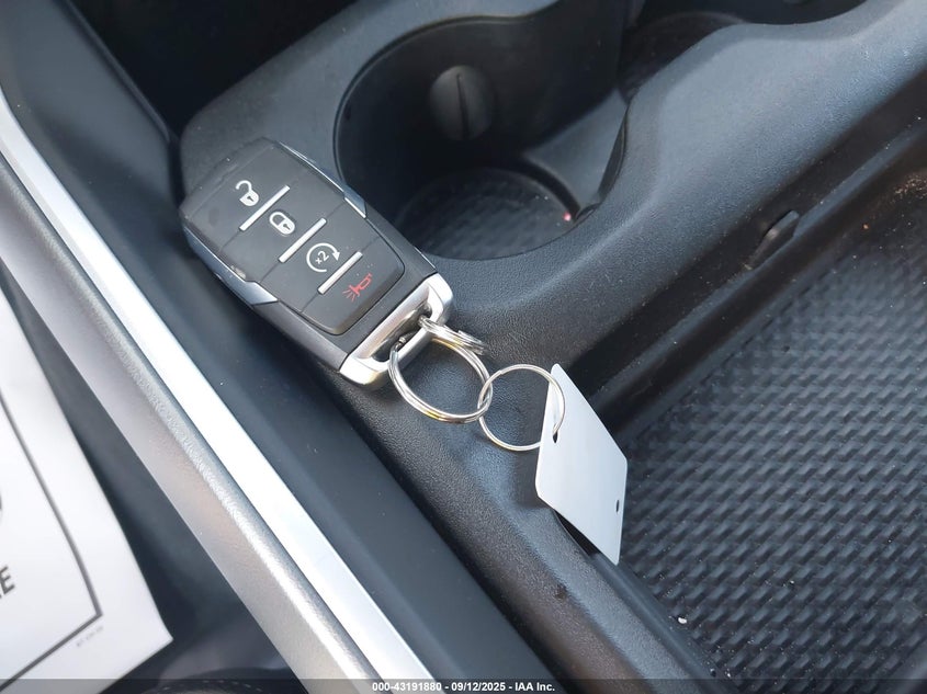 2022 Ram 1500 Big Horn 4X4 5'7 Box VIN: 1C6RRFFG8NN313948 Lot: 43191880