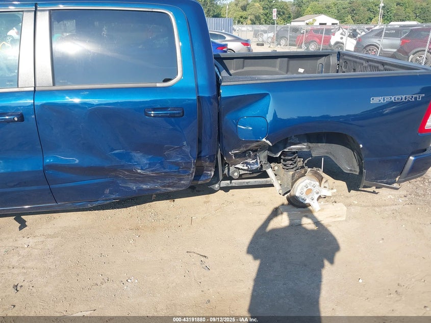 2022 Ram 1500 Big Horn 4X4 5'7 Box VIN: 1C6RRFFG8NN313948 Lot: 43191880