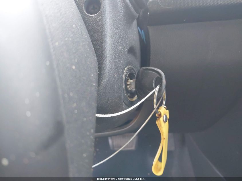 2011 Kia Soul + VIN: KNDJT2A23B7306059 Lot: 43191926