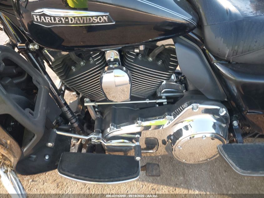 2014 Harley-Davidson Flhtcutg Tri Glide Ultra VIN: 1HD1MAL12EB856512 Lot: 43192069