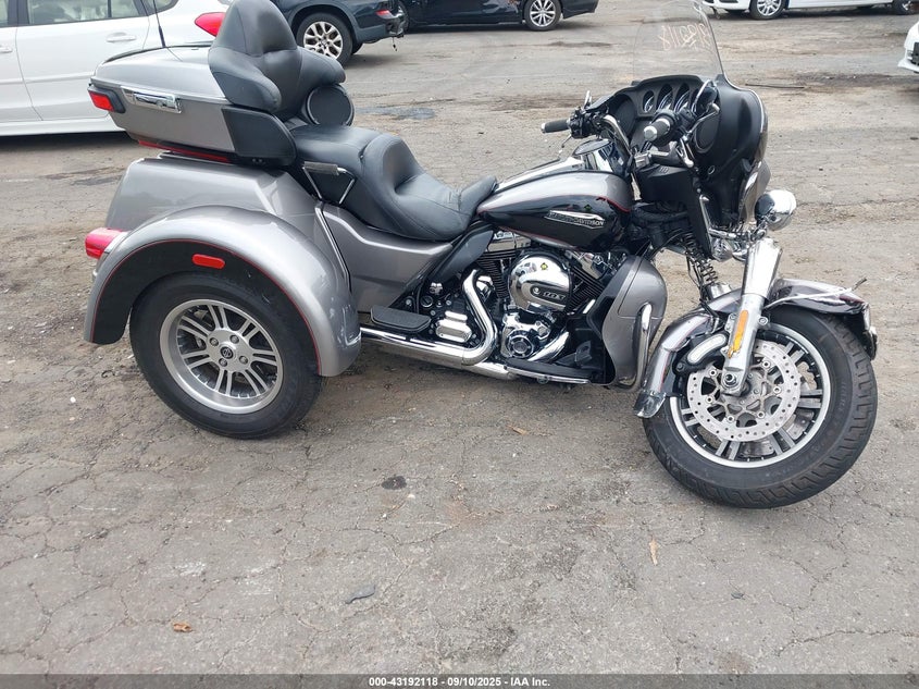 2016 Harley-Davidson Flhtcutg Tri Glide Ultra VIN: 1HD1MAL12GB850406 Lot: 43192118