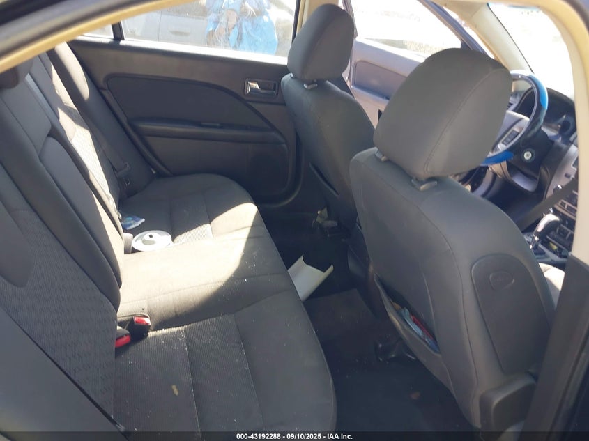 2010 Ford Fusion Se VIN: 3FAHP0HA9AR335230 Lot: 43192288