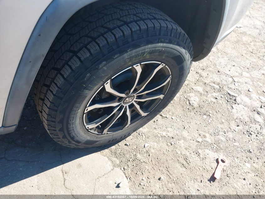 2011 Jeep Grand Cherokee Laredo VIN: 1J4RR4GT4BC651275 Lot: 43192357