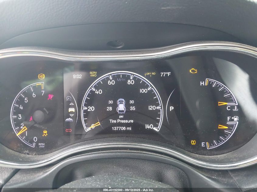 2017 Jeep Grand Cherokee Trailhawk 4X4 VIN: 1C4RJFLG4HC694878 Lot: 43192380