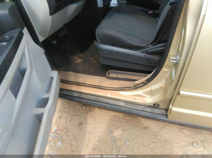 2010 Dodge Grand Caravan Se VIN: 2D4RN4DE5AR411815 Lot: 43192667